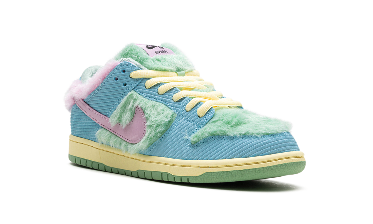 Nike SB Dunk Low Verdy Visty