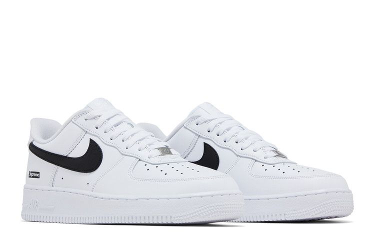Nike Air Force 1 Low Supreme White Black