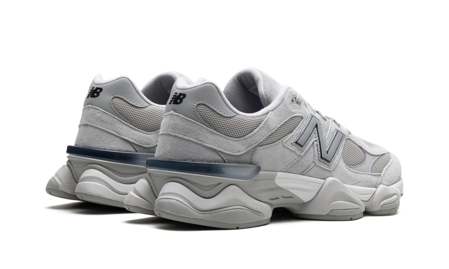 New Balance 9060 Silver Metallic Grey