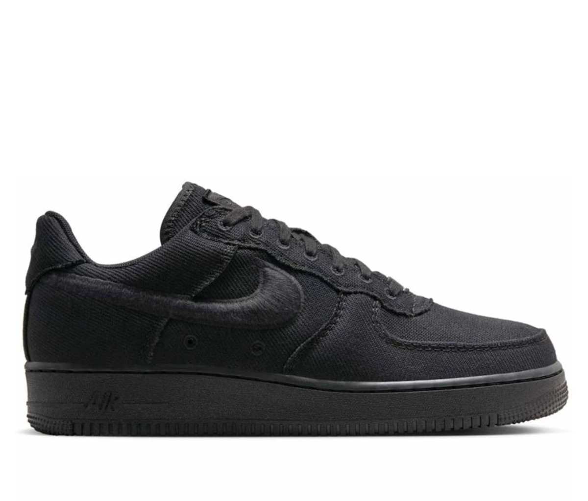 Nike Air Force 1 Low Triple Black Canvas