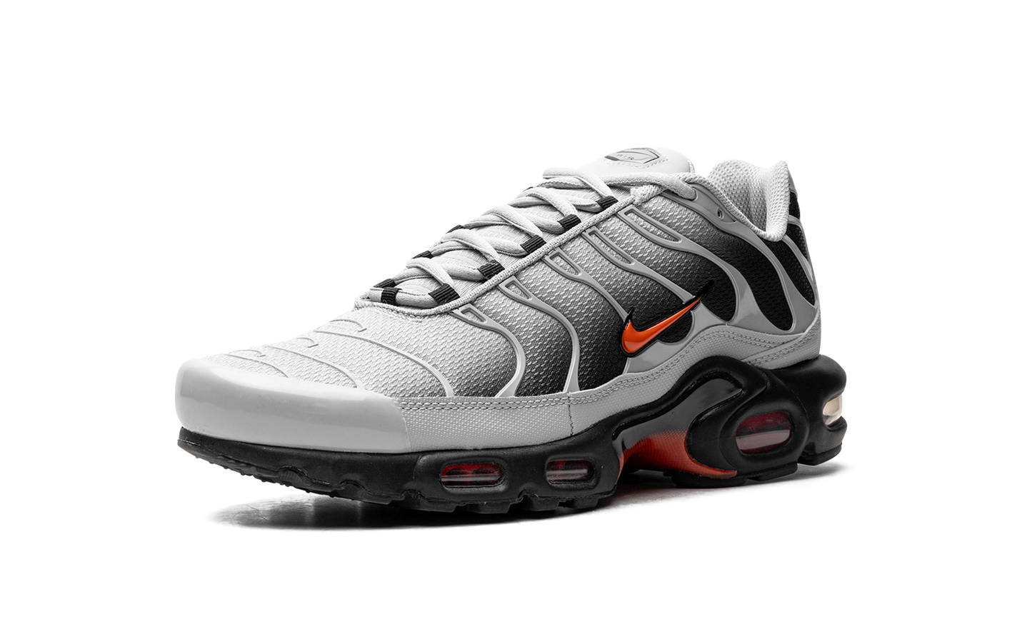 Nike Air Max Plus Wolf Grey Picante Red