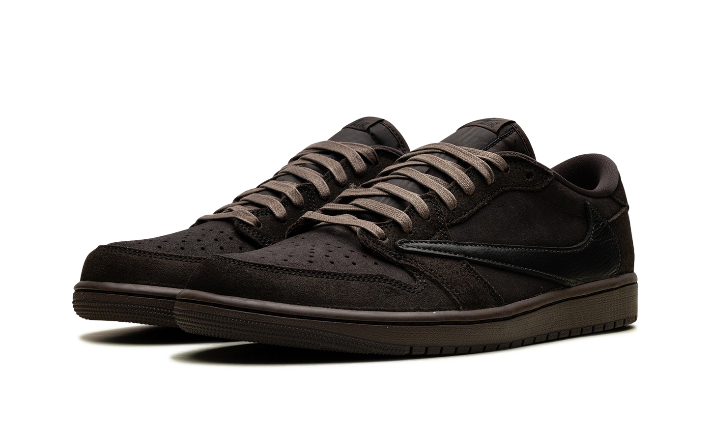Jordan 1 Retro Low OG SP Travis Scott Velvet Brown