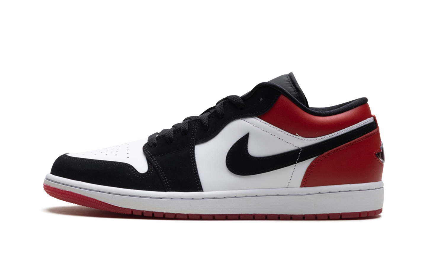 Jordan 1 Low SE Black Toe (2025)
