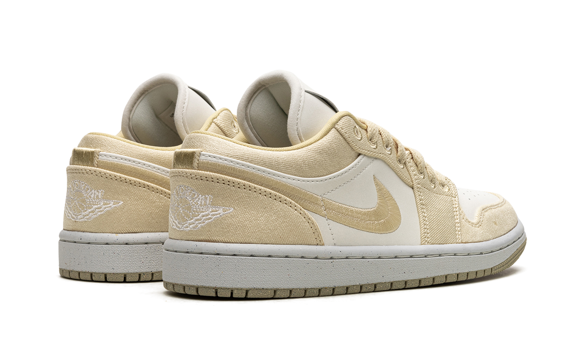 Jordan 1 Low SE Team Gold (Women's)