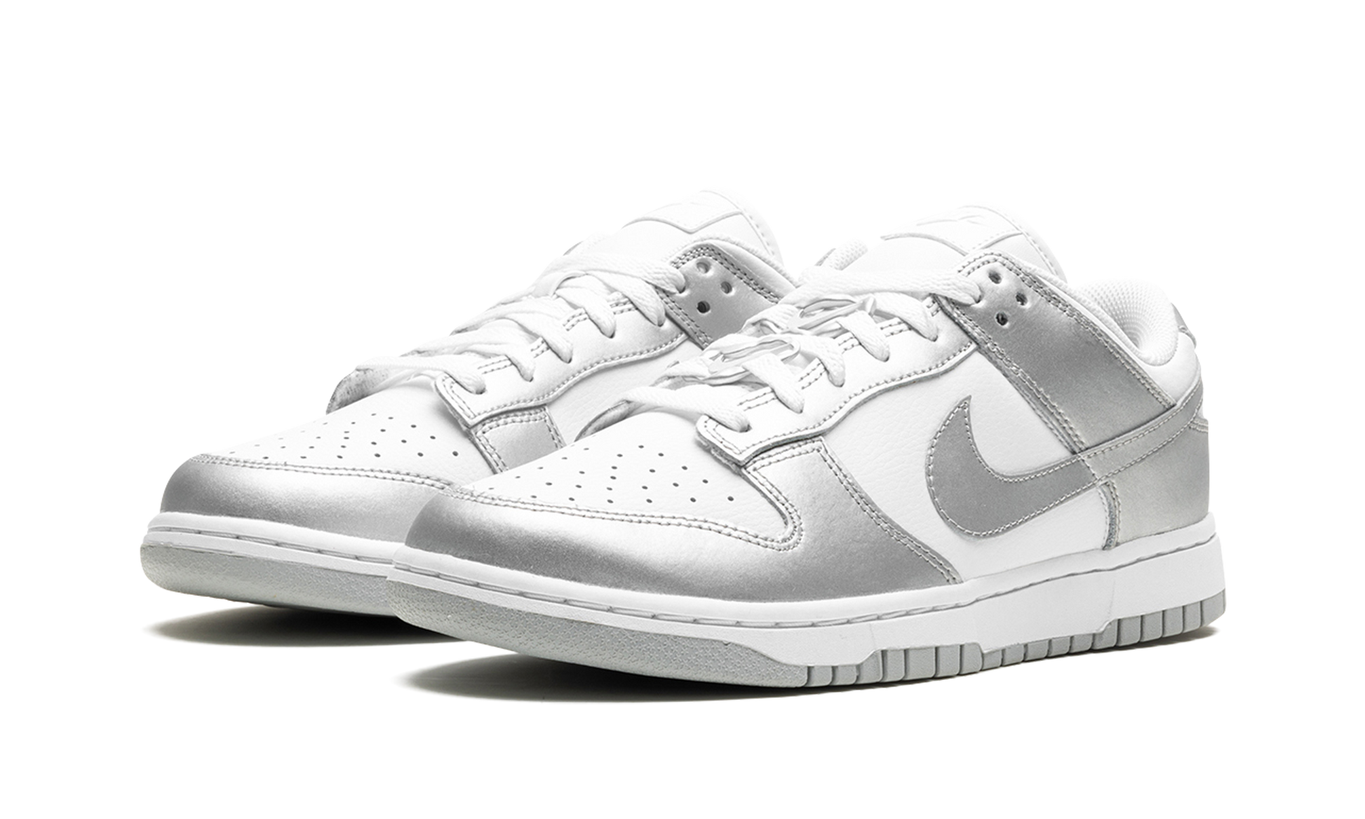 Nike Dunk Low Metallic Silver (Women's)